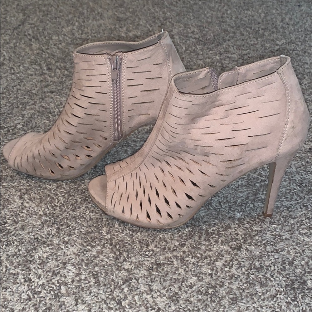 Light pink Madden girl stilettos